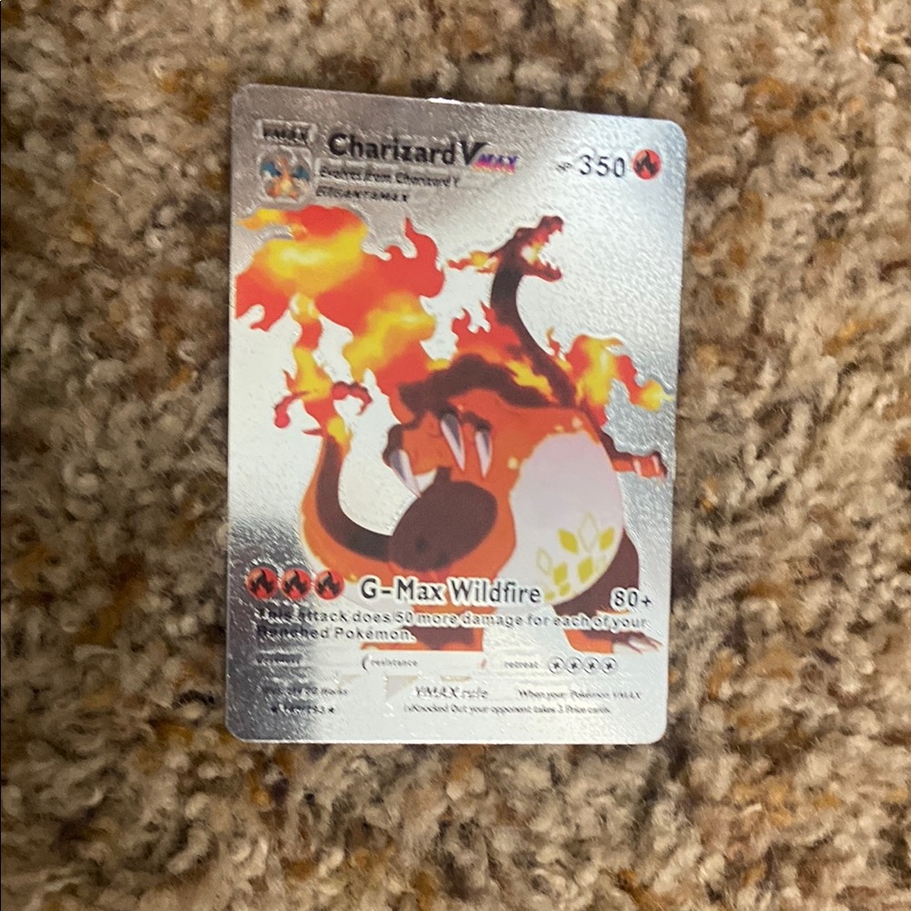 Charizard VMAX Pokémon Card